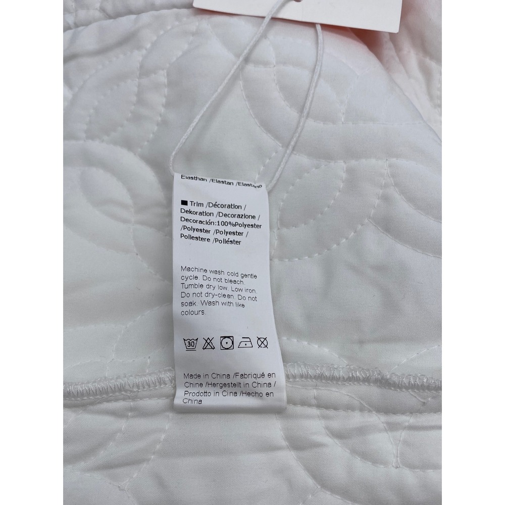 Tankaneo Womens Quilted Toggle Vest White Paisley Trim Ruffle Cap Sleeve‎ Medium - Picture 5 of 14